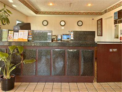 安大略机场戴斯酒店 内观 照片